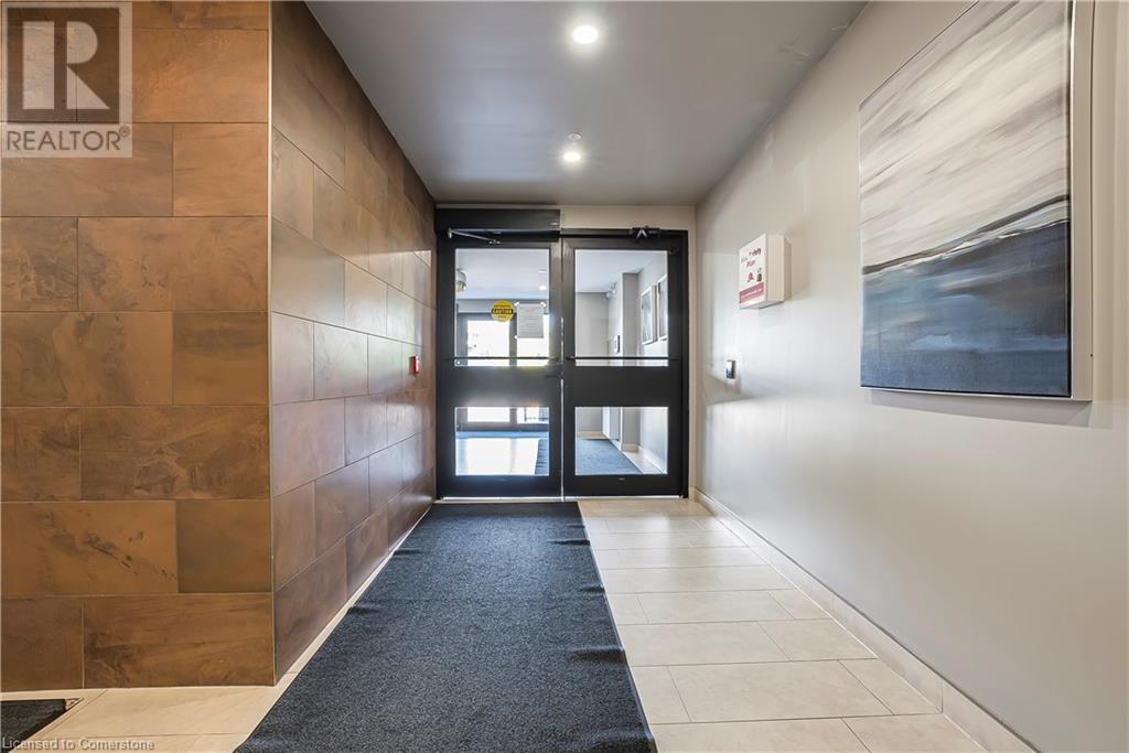 25 Kay Crescent Unit# 403, Guelph, Ontario  N1L 0P2 - Photo 33 - 40732830