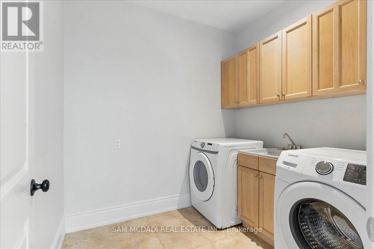 955 Albertson Crescent, Mississauga (Lorne Park), Ontario  L5H 3C6 - Photo 26 - W12184092