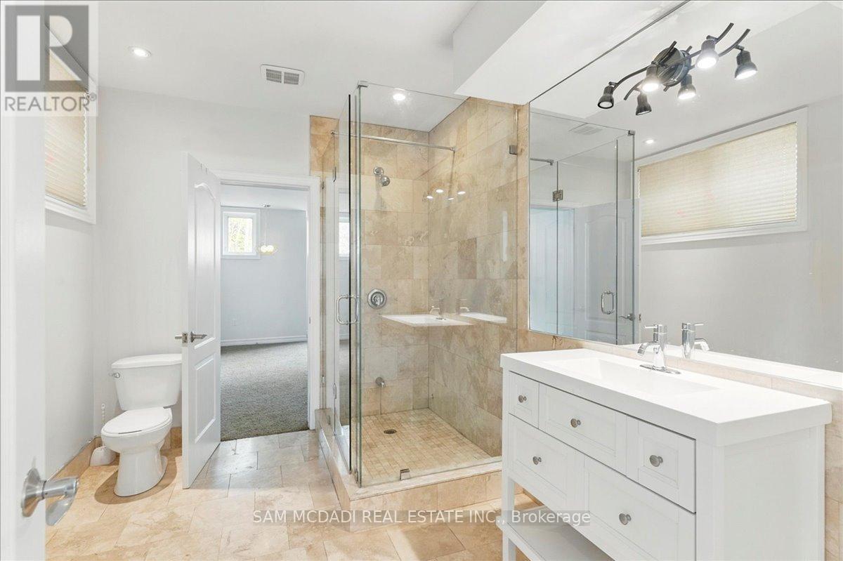 955 Albertson Crescent, Mississauga, Ontario  L5H 3C6 - Photo 30 - W12184092
