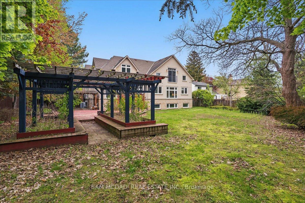 955 Albertson Crescent, Mississauga (Lorne Park), Ontario  L5H 3C6 - Photo 34 - W12184092