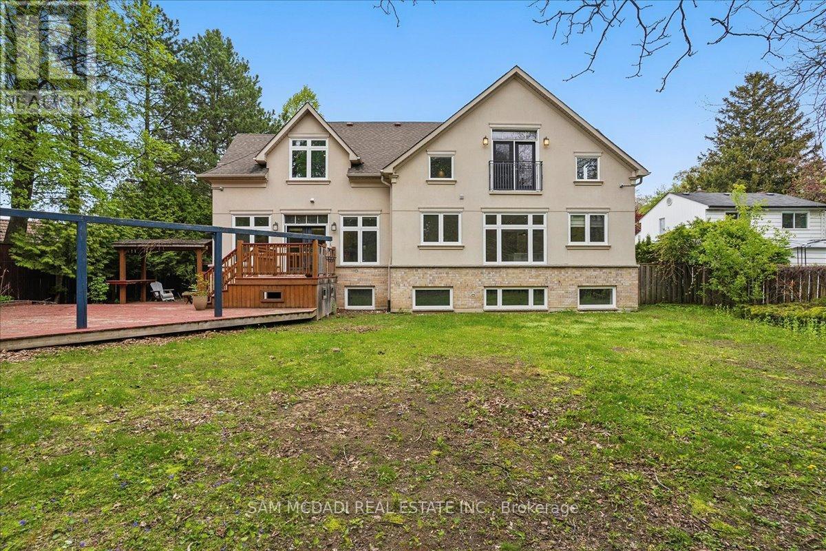 955 Albertson Crescent, Mississauga, Ontario  L5H 3C6 - Photo 35 - W12184092