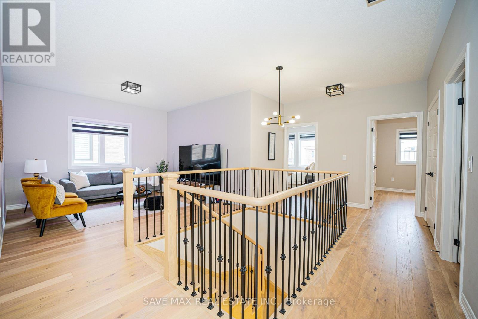 449 Thornborrow Court, Milton (Mi Rural Milton), Ontario  L9E 1T4 - Photo 25 - W12184097