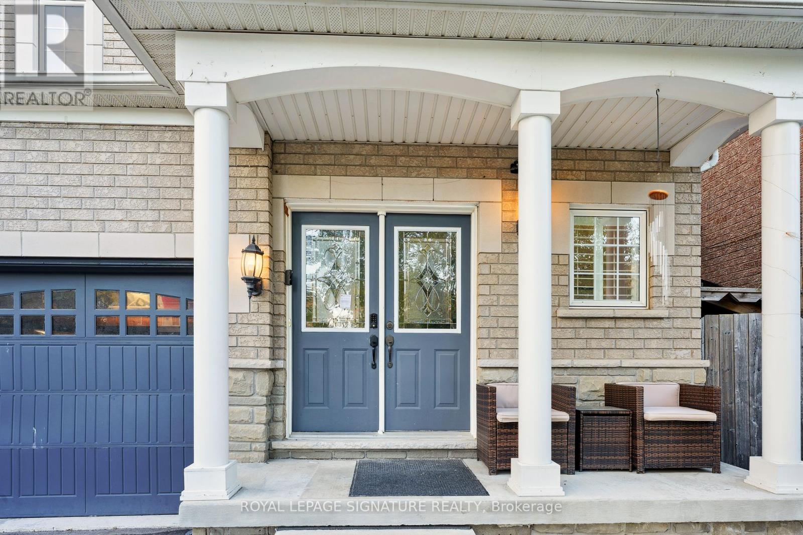 72 Penbridge Circle, Brampton, Ontario  L7A 2R1 - Photo 4 - W12184140