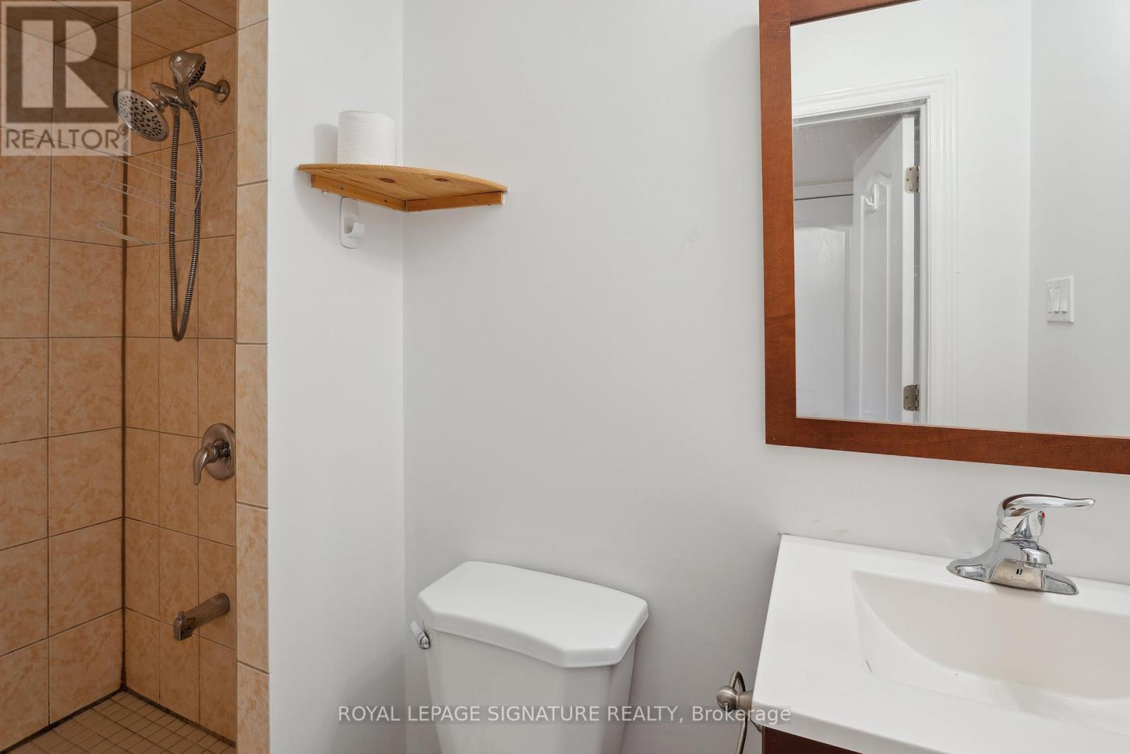 72 Penbridge Circle, Brampton, Ontario  L7A 2R1 - Photo 41 - W12184140
