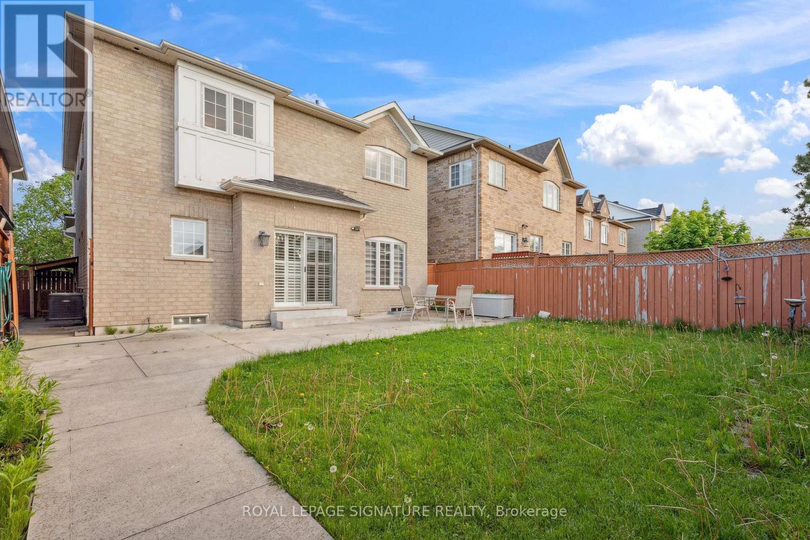 72 Penbridge Circle, Brampton, Ontario  L7A 2R1 - Photo 49 - W12184140