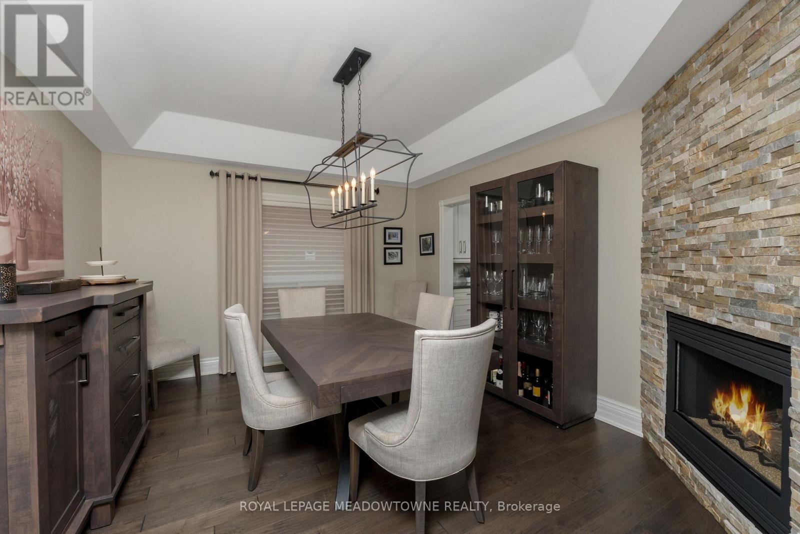 211 Eaton Street, Halton Hills (Georgetown), Ontario  L7G 5Y2 - Photo 22 - W12184167