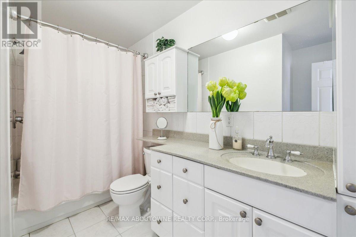 3350 Columbine Crescent, Mississauga (Lisgar), Ontario  L5N 6A8 - Photo 33 - W12184182