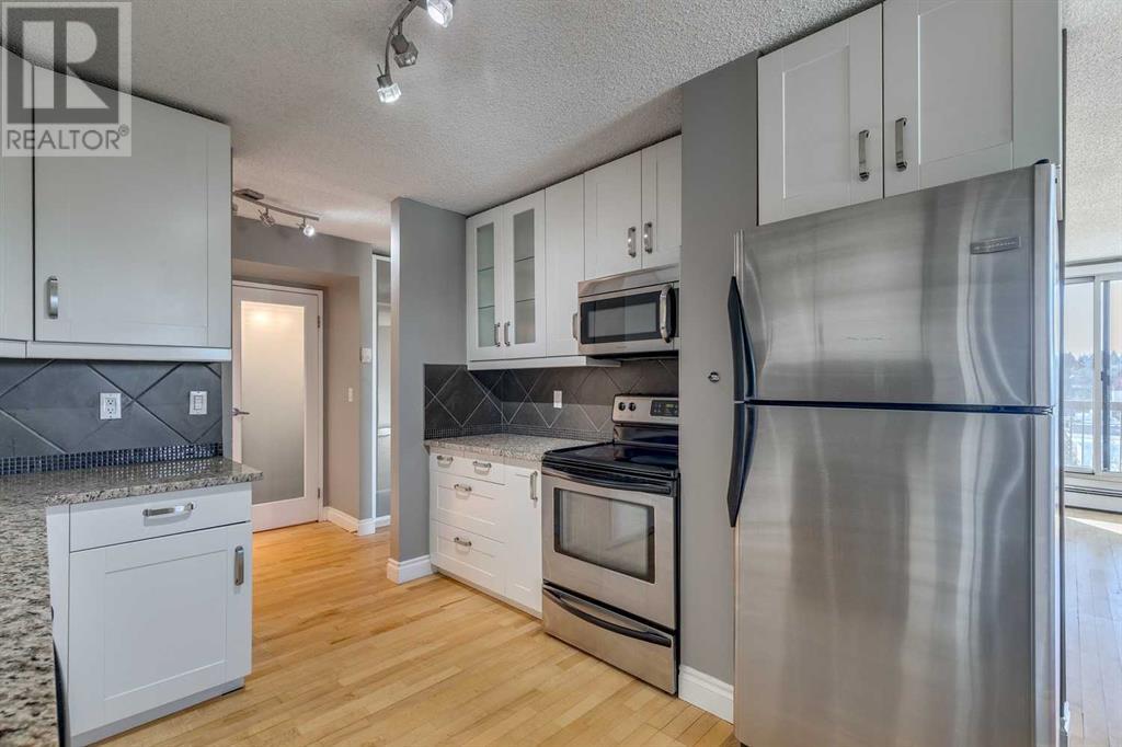 Property at 903, 1107 15 Avenue SW image 5