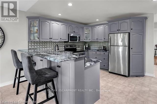 975 Foss Road, Pelham, Ontario  L0S 1C0 - Photo 12 - X12184086