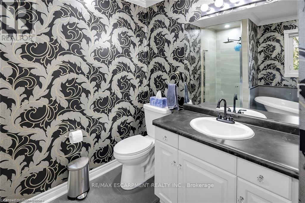 975 Foss Road, Pelham, Ontario  L0S 1C0 - Photo 24 - X12184086