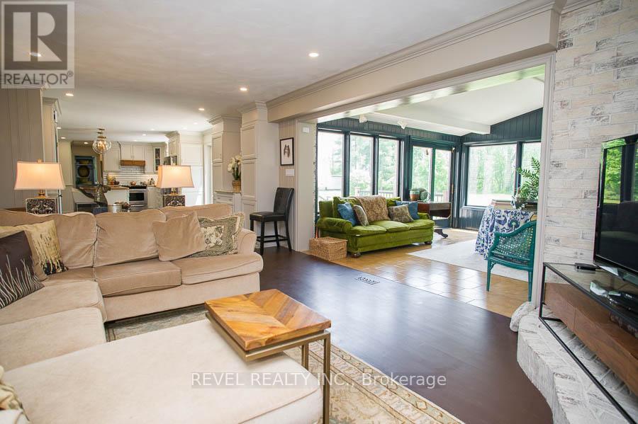92 Highland Drive, Brantford, Ontario  N3T 5L7 - Photo 17 - X12184099