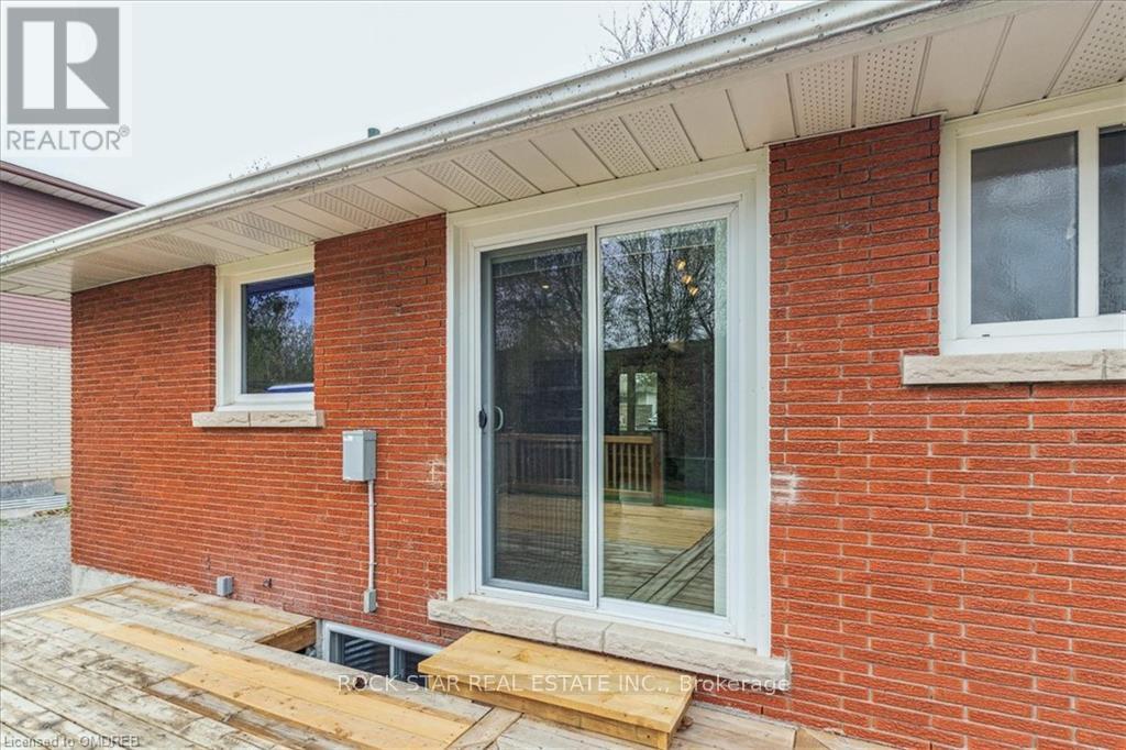 Upper - 10 Westdale Drive, St. Catharines, Ontario  L2S 2R8 - Photo 22 - X12184136
