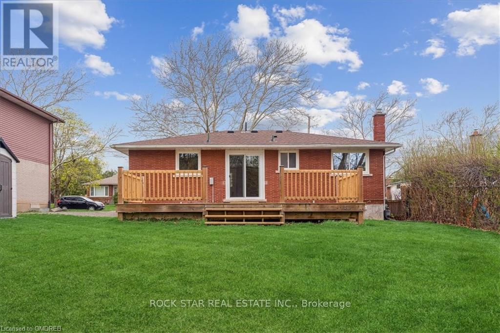 Upper - 10 Westdale Drive, St. Catharines, Ontario  L2S 2R8 - Photo 24 - X12184136