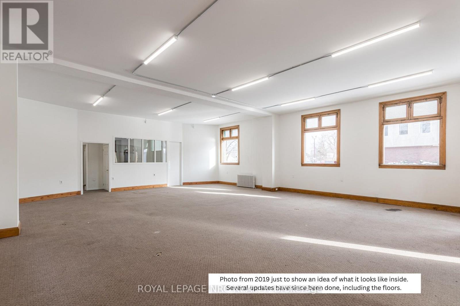 255 Church Street, St. Catharines (E. Chester), Ontario  L2R 3E8 - Photo 7 - X12184174