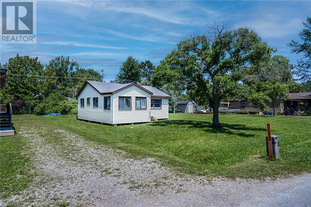 Property at 845 LAKESHORE Road image 3