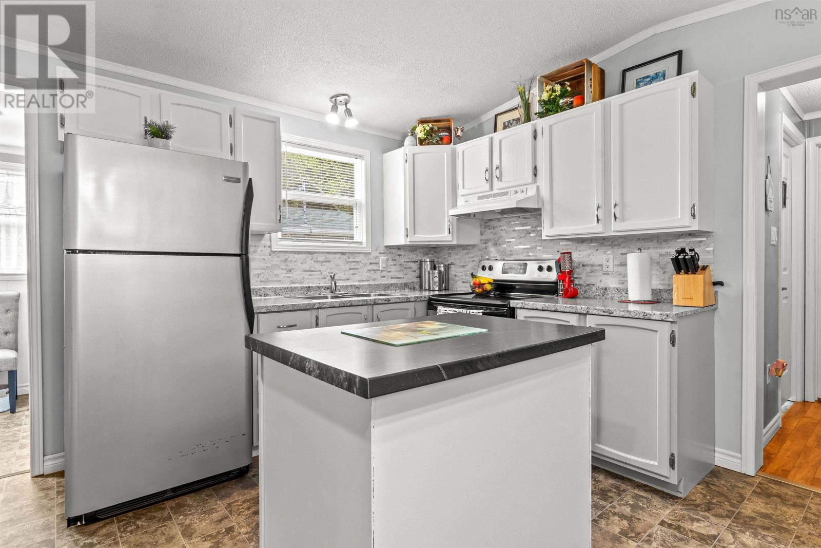 Property at 88 Brook Street image 4