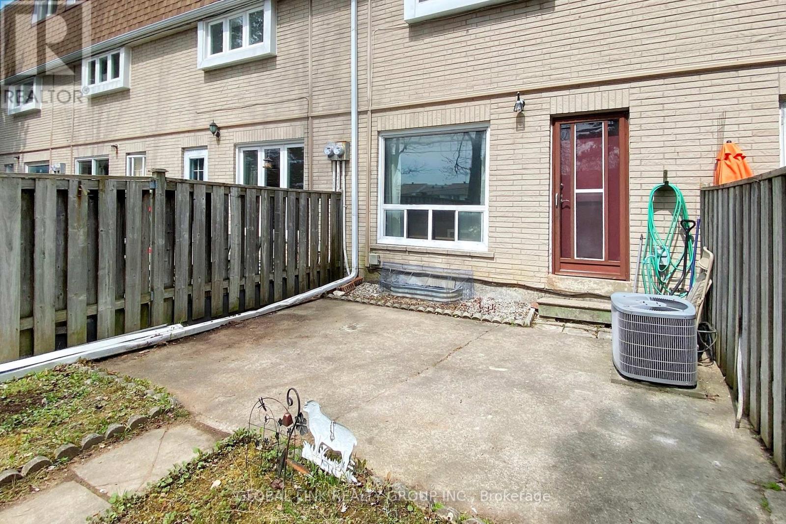 6 - 85 Rameau Drive S, Toronto, Ontario  M2H 1T6 - Photo 43 - C12184198