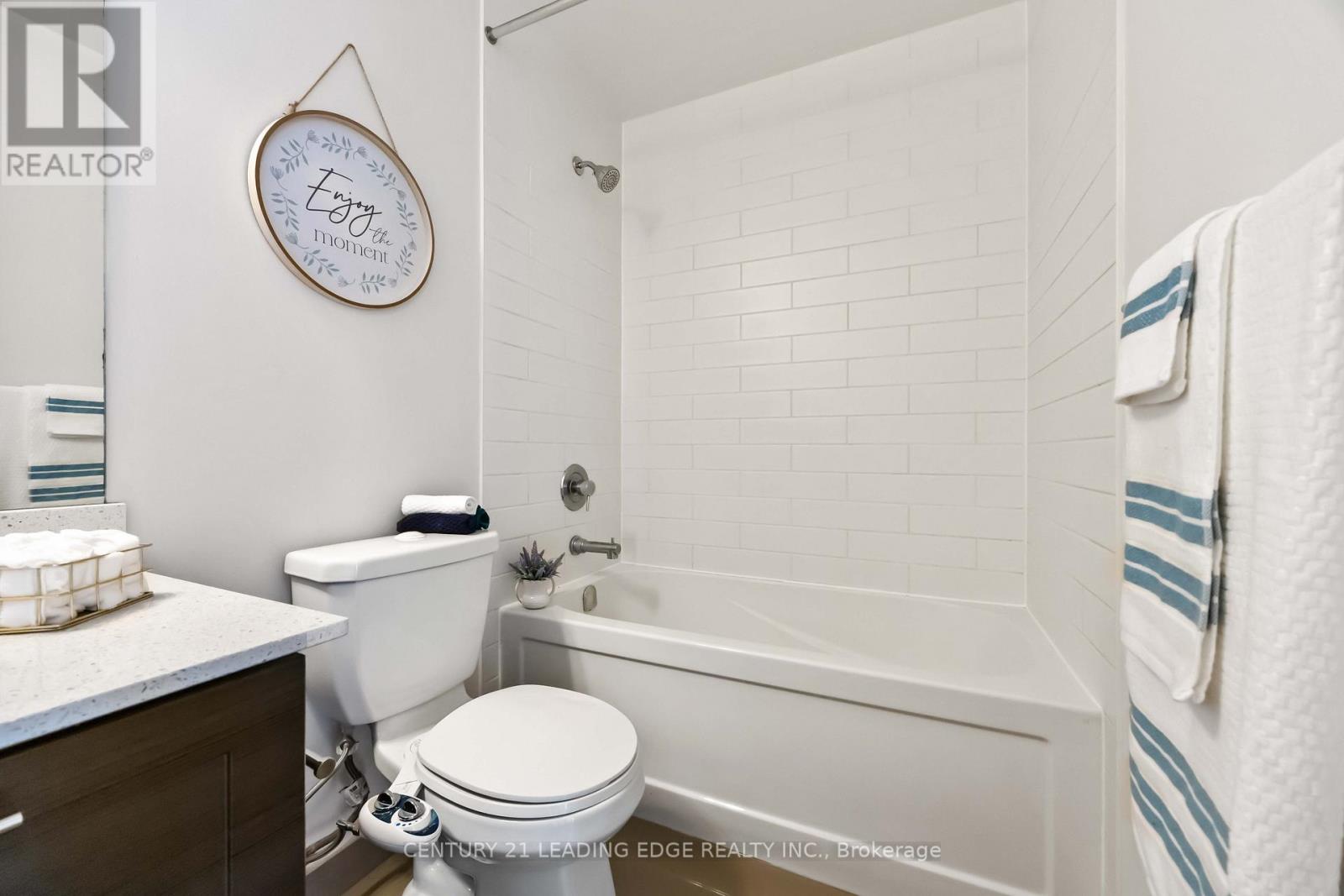 619 - 50 Bruyeres Mews, Toronto, Ontario  M5V 0H8 - Photo 37 - C12184217