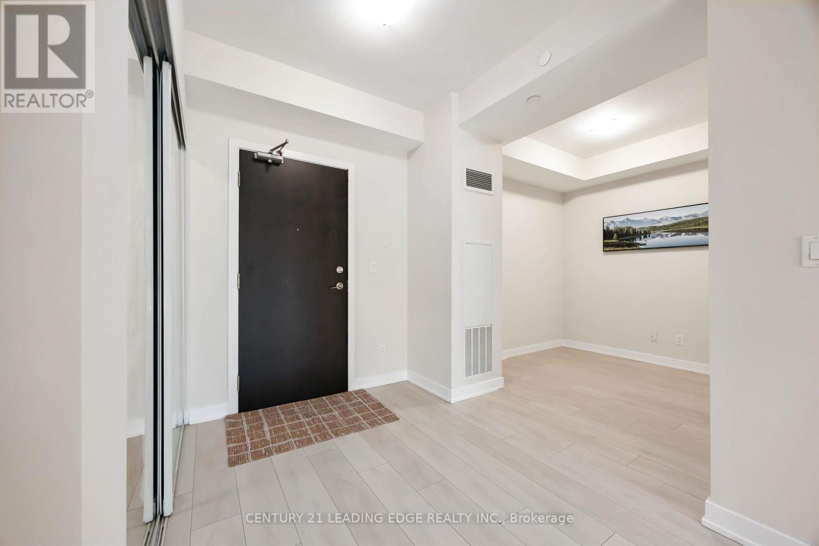 619 - 50 Bruyeres Mews, Toronto, Ontario  M5V 0H8 - Photo 8 - C12184217