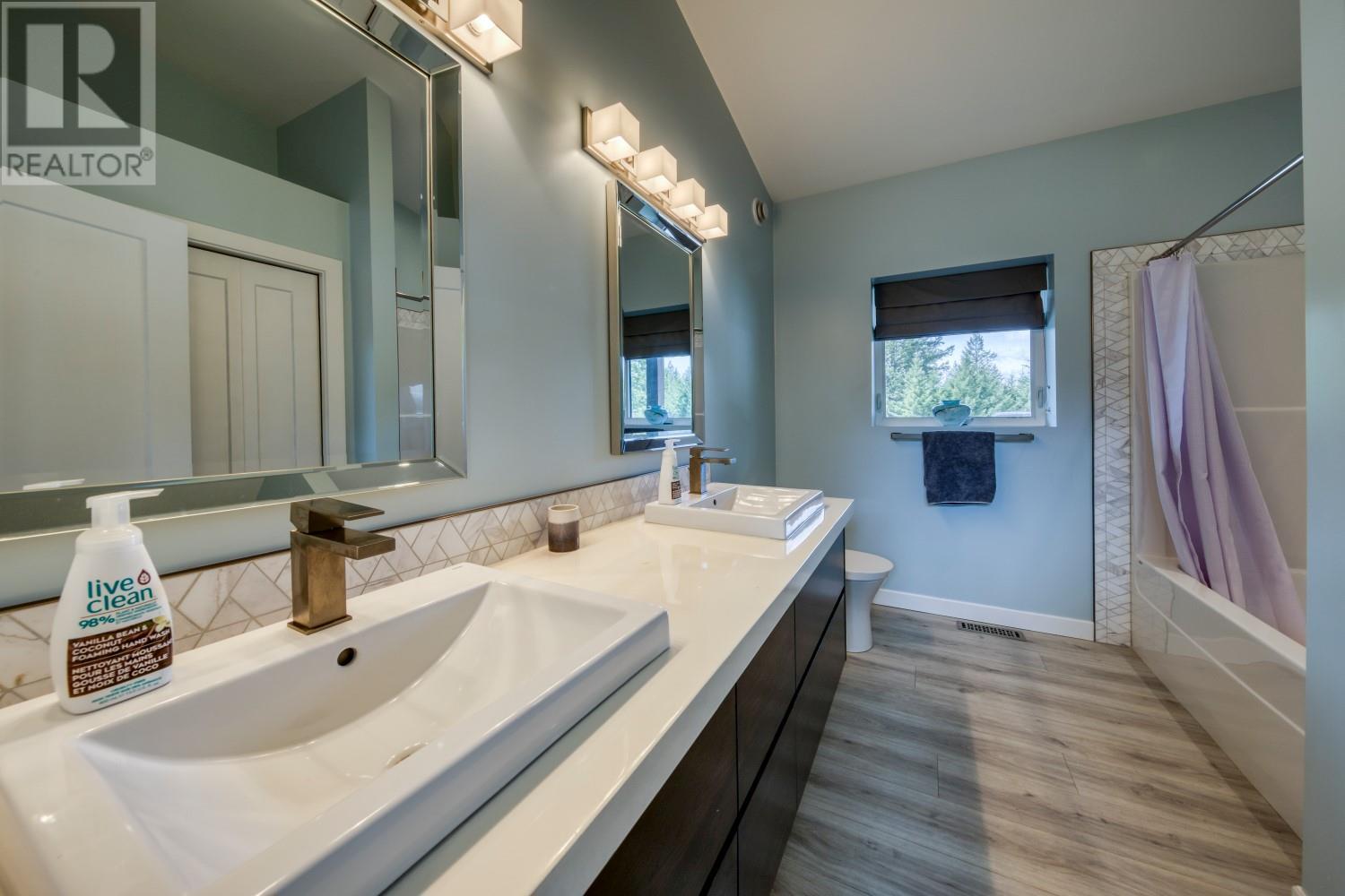 5067 ARMSTRONG Road, Invermere, BC V0A1K2