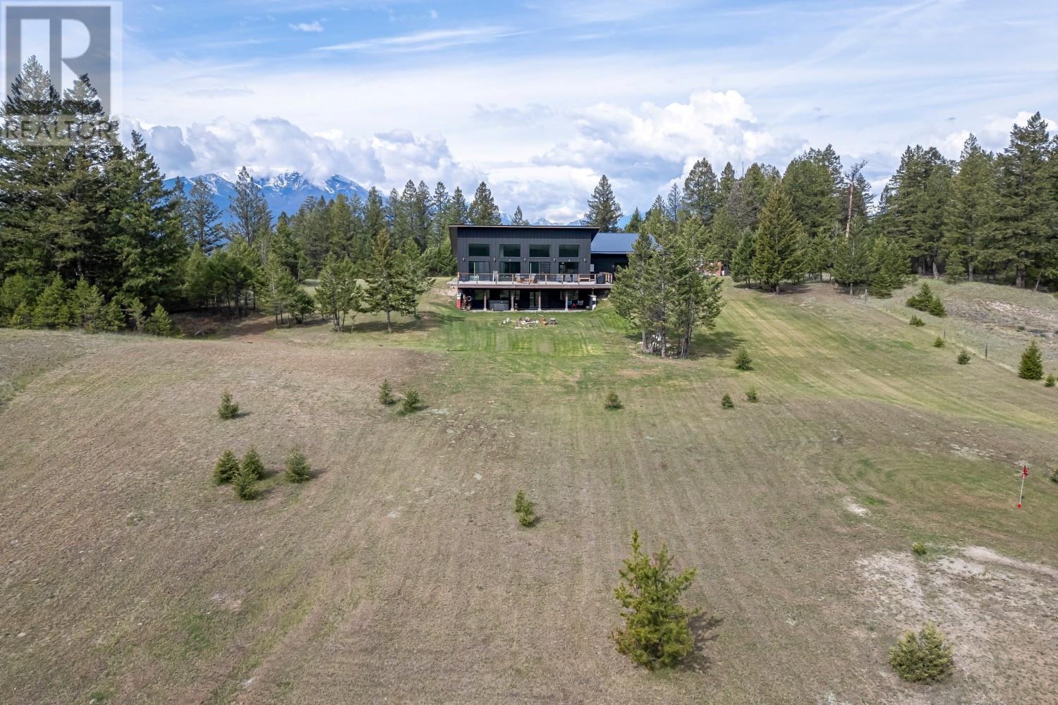 5067 ARMSTRONG Road, Invermere, BC V0A1K2