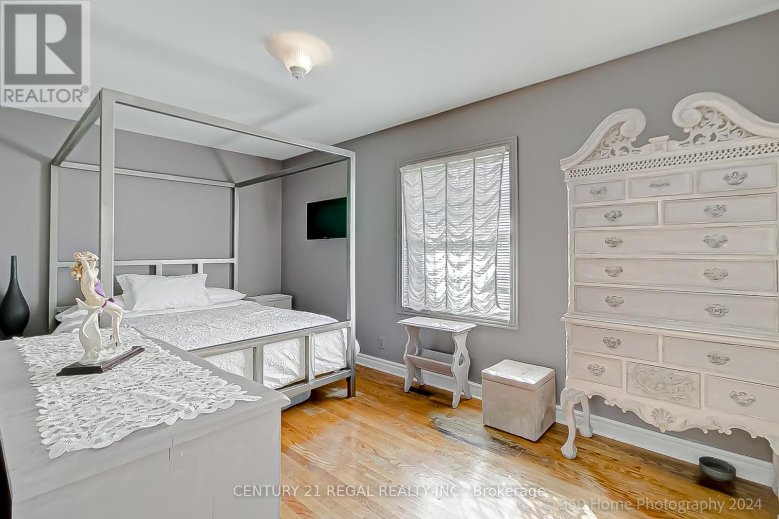 2239 Gerrard Street E, Toronto, Ontario  M4E 2C9 - Photo 2 - E12184296