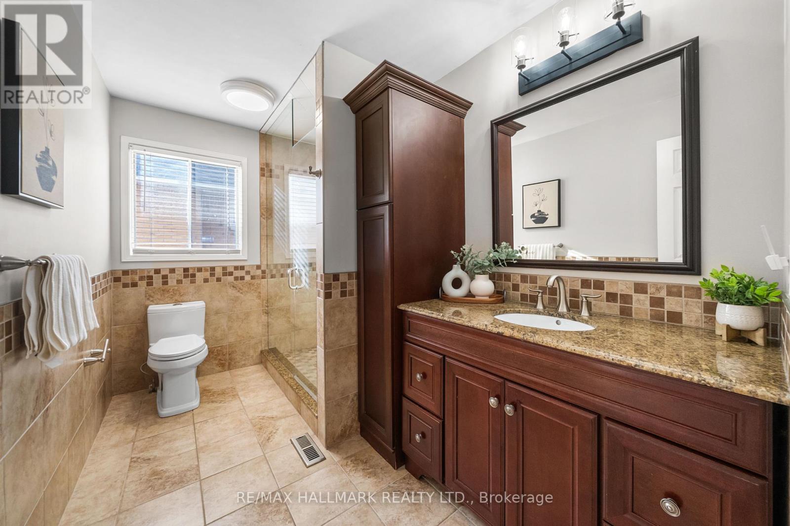 12 Donald Wilson Street, Whitby, Ontario  L1R 2H5 - Photo 34 - E12184315