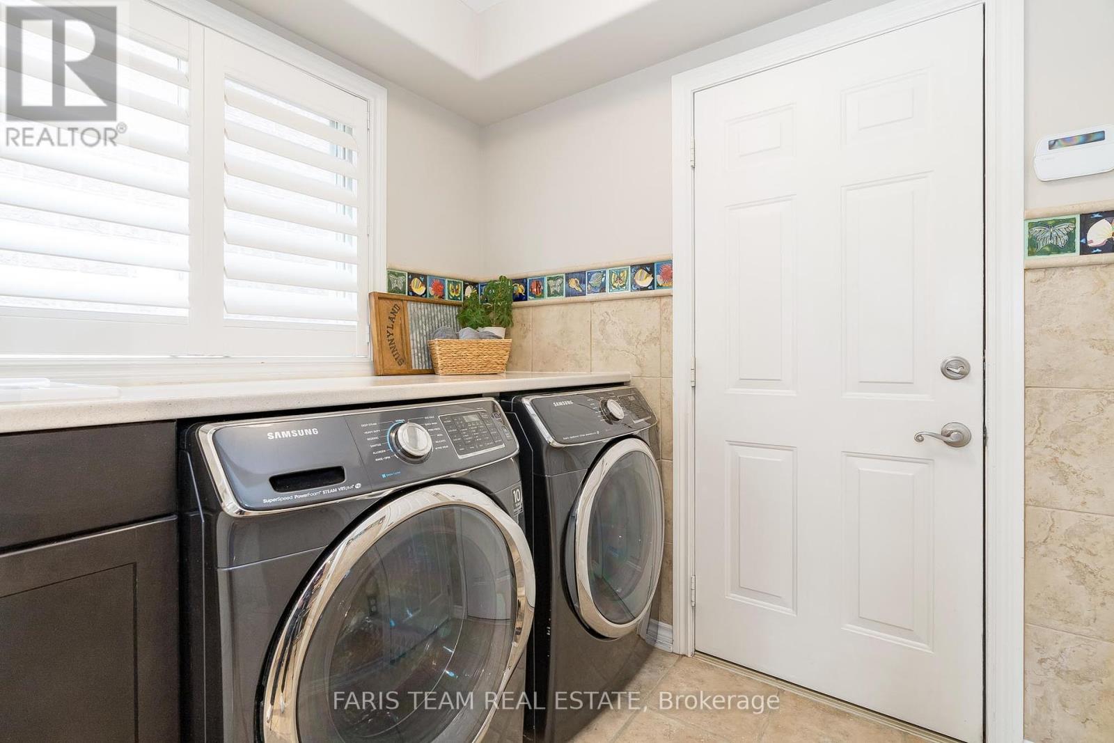 907 Booth Avenue, Innisfil (Alcona), Ontario  L9S 0A6 - Photo 12 - N12184301