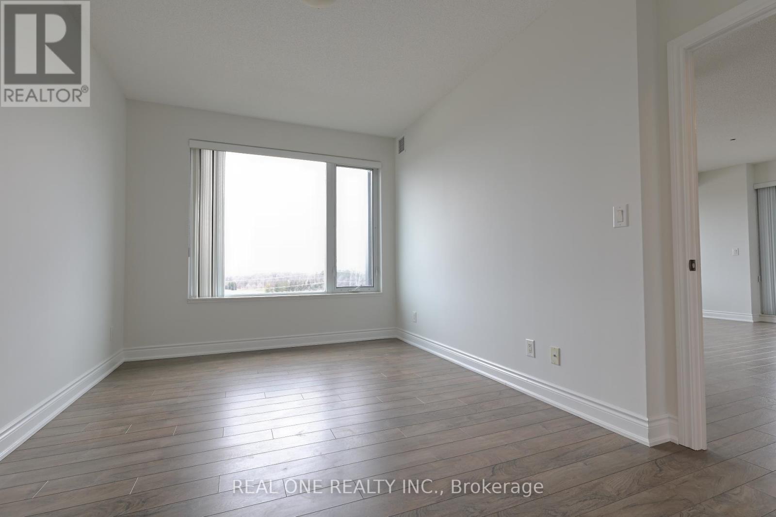 1216 - 277 South Park Road, Markham, Ontario  L3T 0B7 - Photo 8 - N12184305
