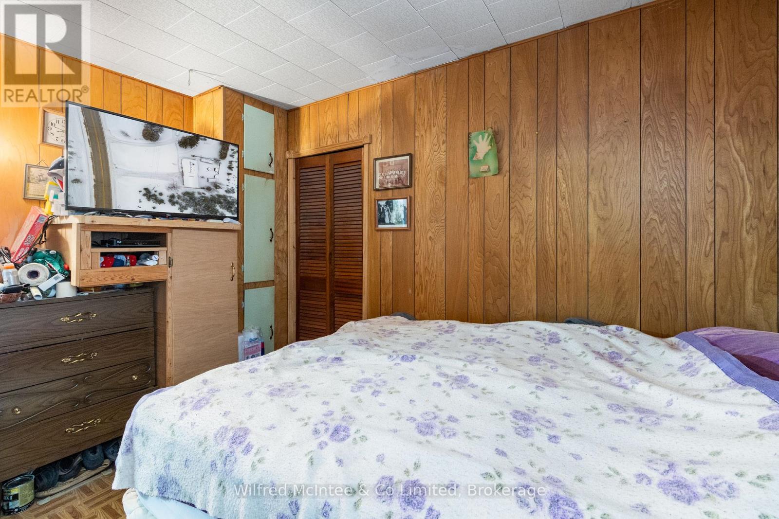 403343 Grey Road 4, West Grey, Ontario  N0C 1K0 - Photo 8 - X11996432
