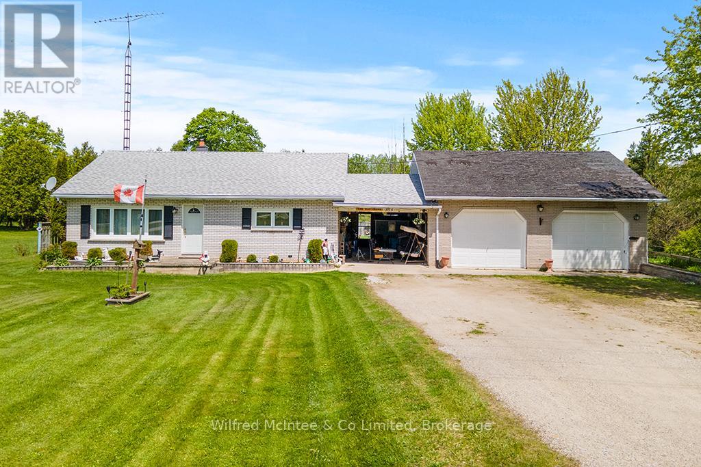 403343 Grey Road 4, West Grey, Ontario  N0C 1K0 - Photo 3 - X11996432