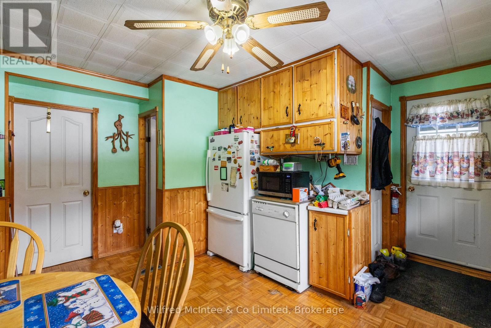 403343 Grey Road 4, West Grey, Ontario  N0C 1K0 - Photo 5 - X11996432