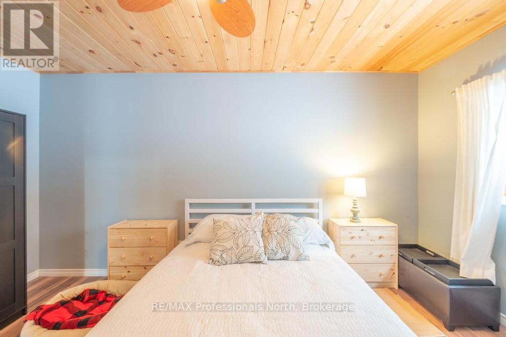 1145 Chelsea Lane, Algonquin Highlands, Ontario  K0M 1J1 - Photo 17 - X12175590
