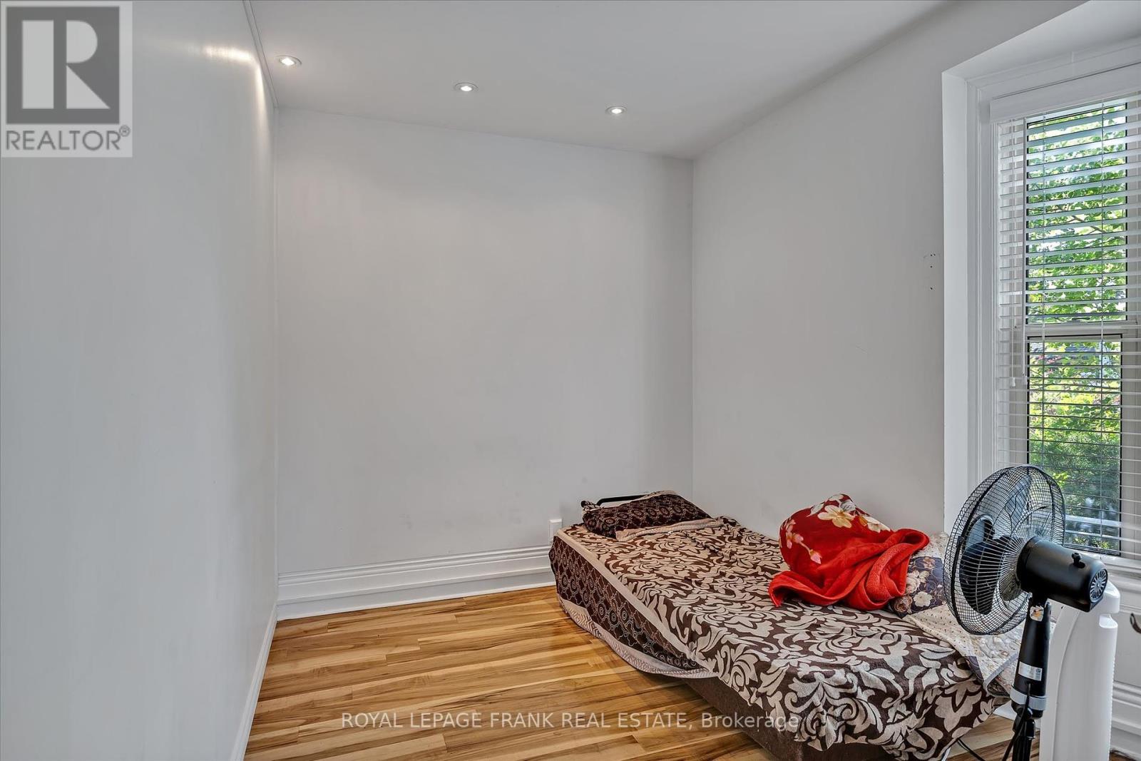140 Antrim Street, Peterborough Central, Ontario  K9H 3G3 - Photo 16 - X12028635
