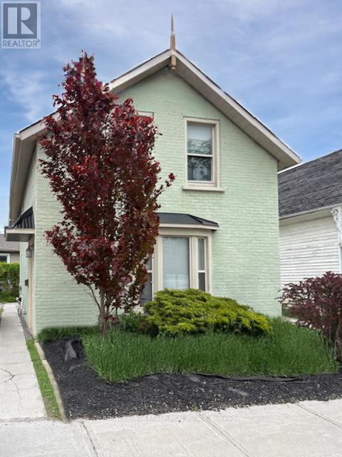 Property at 140 ANTRIM STREET image 2
