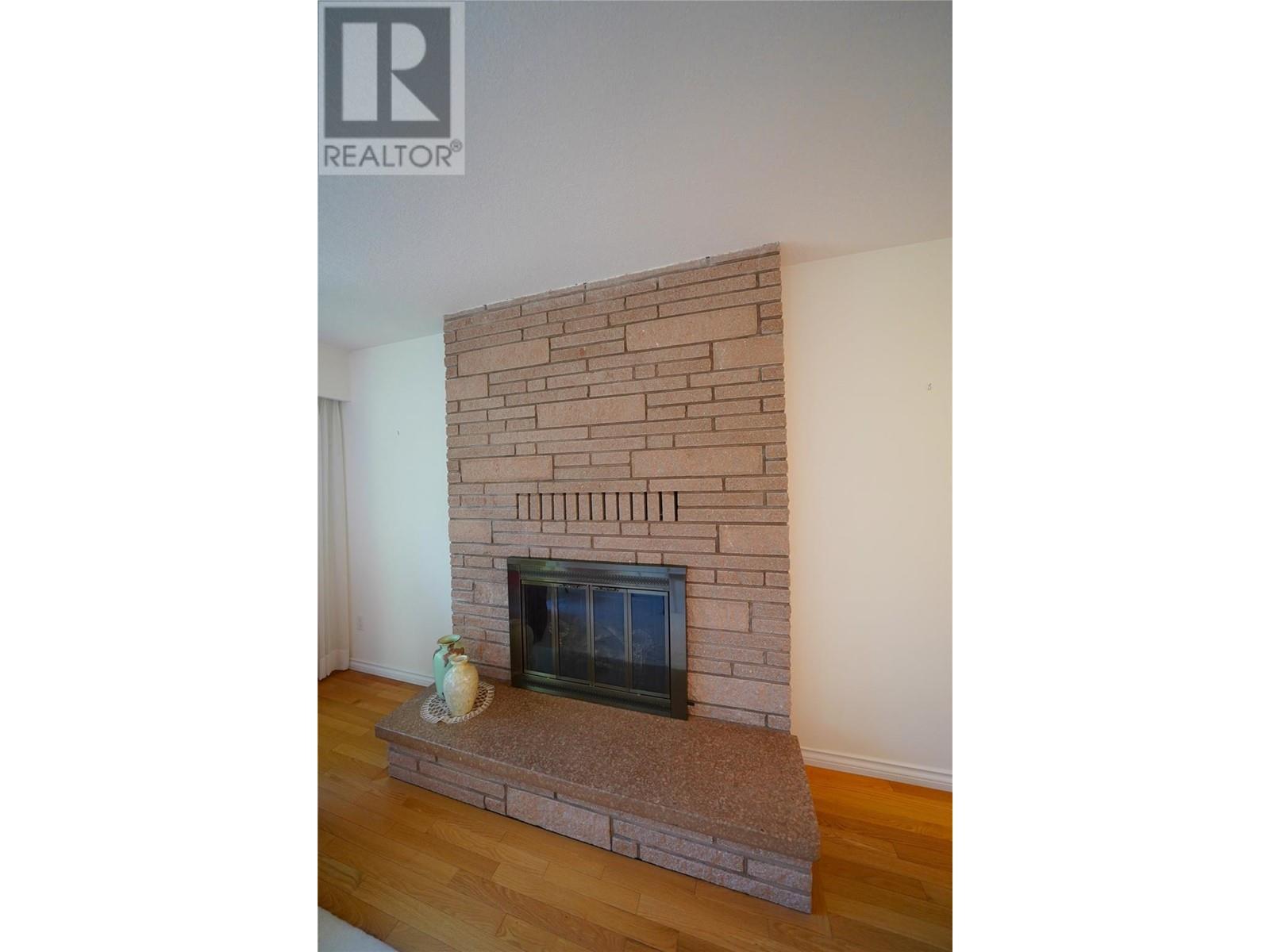 402 Beasley Street, Nelson, British Columbia  V1L 5M7 - Photo 26 - 10349458