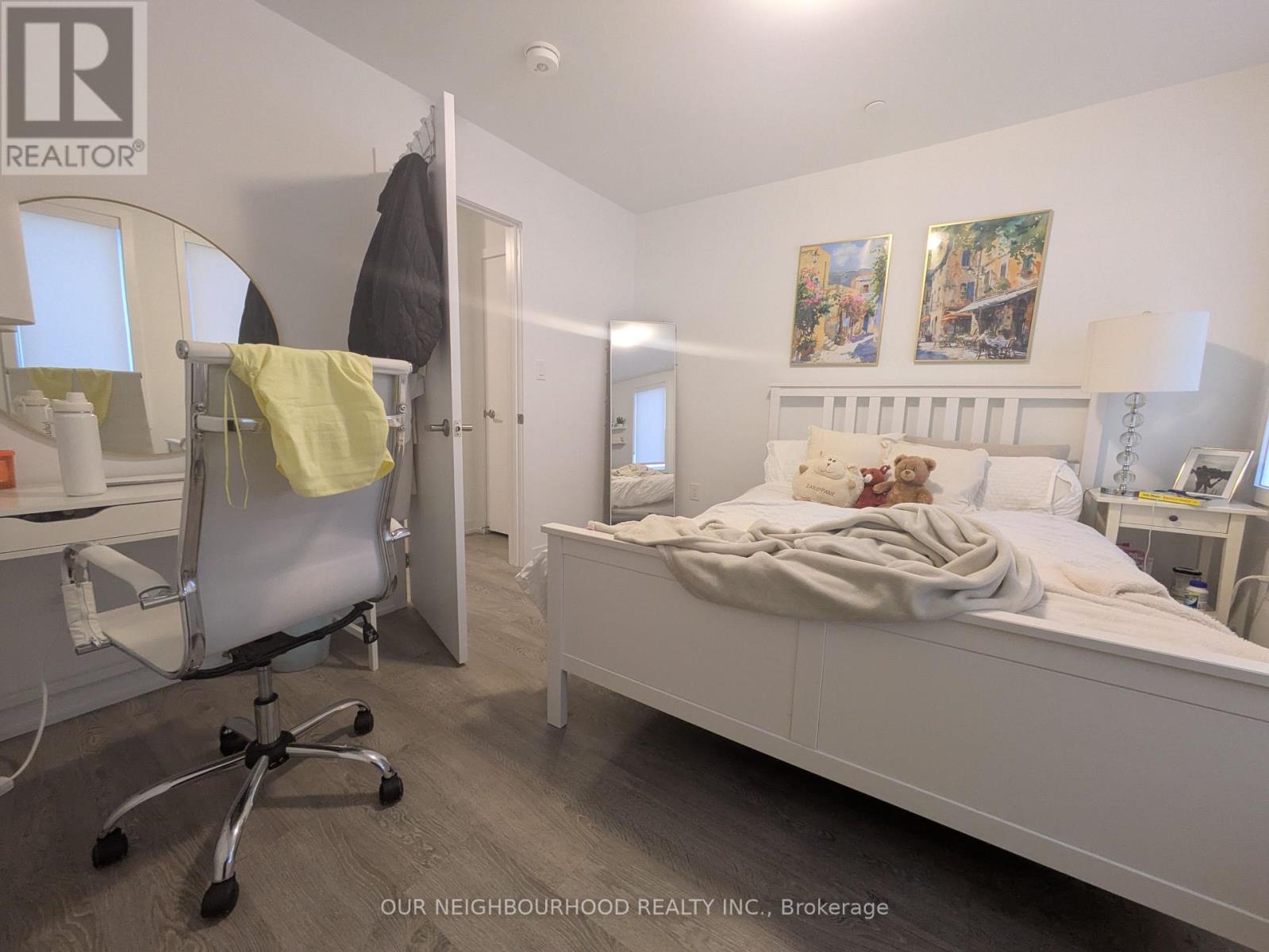 106 Green Gardens Boulevard, Toronto, Ontario M6A 0E5 - Photo 11 - C12184422
