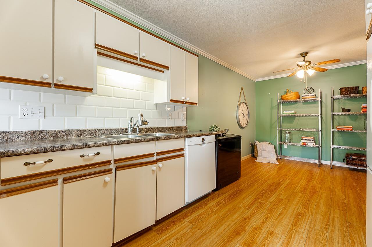 6 33123 George Ferguson Way, Abbotsford, British Columbia  V2S 2L6 - Photo 4 - R3008259