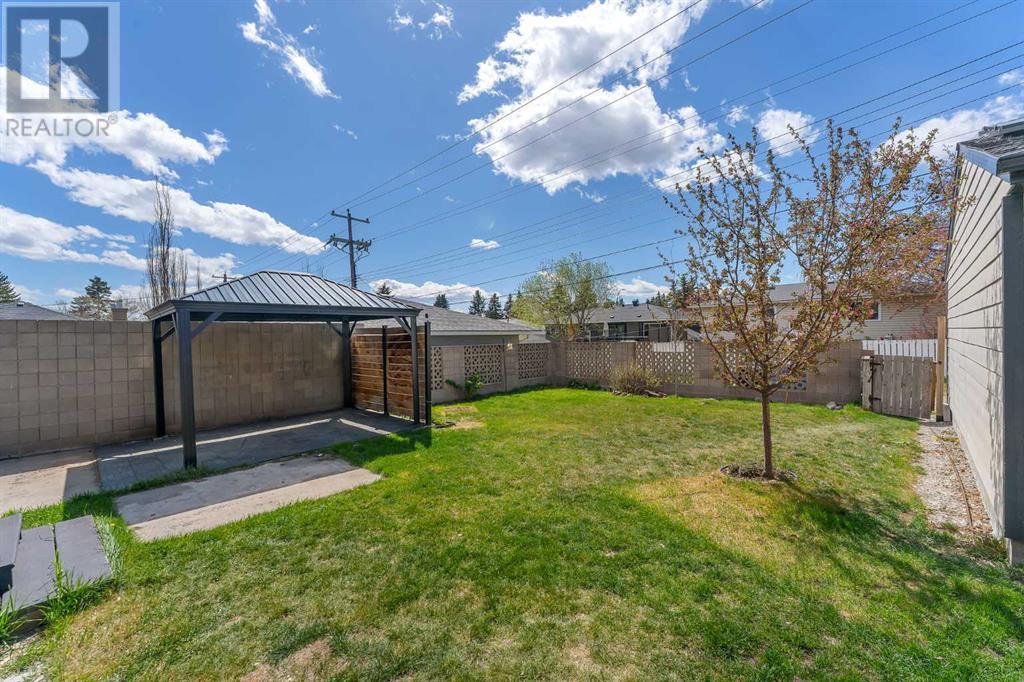 195 Westview Drive Sw, Calgary, Alberta  T3C 2S3 - Photo 38 - A2216813