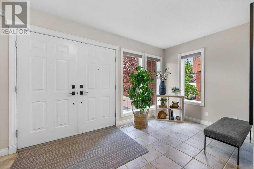 50 Prominence Path Sw, Calgary, Alberta  T3H 3E8 - Photo 3 - A2223600