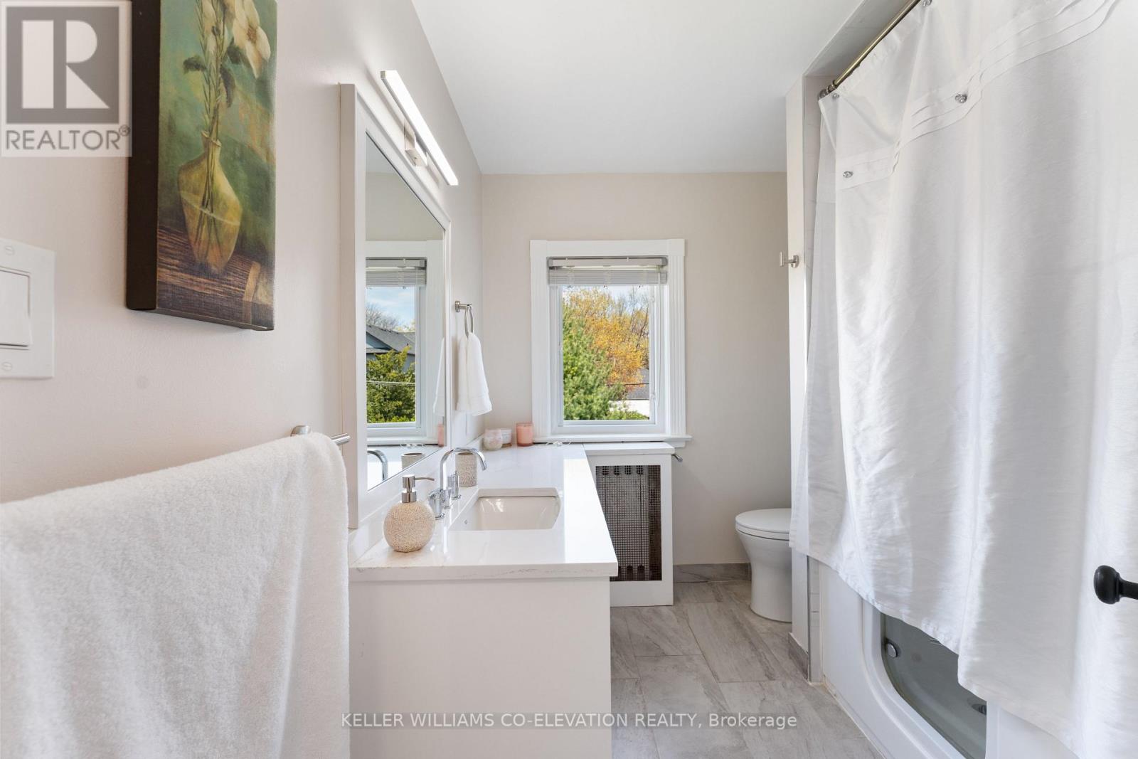 23 Humbervale Boulevard, Toronto, Ontario  M8Y 3P3 - Photo 22 - W12184210
