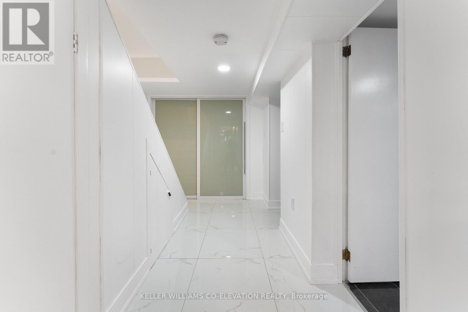 23 Humbervale Boulevard, Toronto, Ontario  M8Y 3P3 - Photo 34 - W12184210