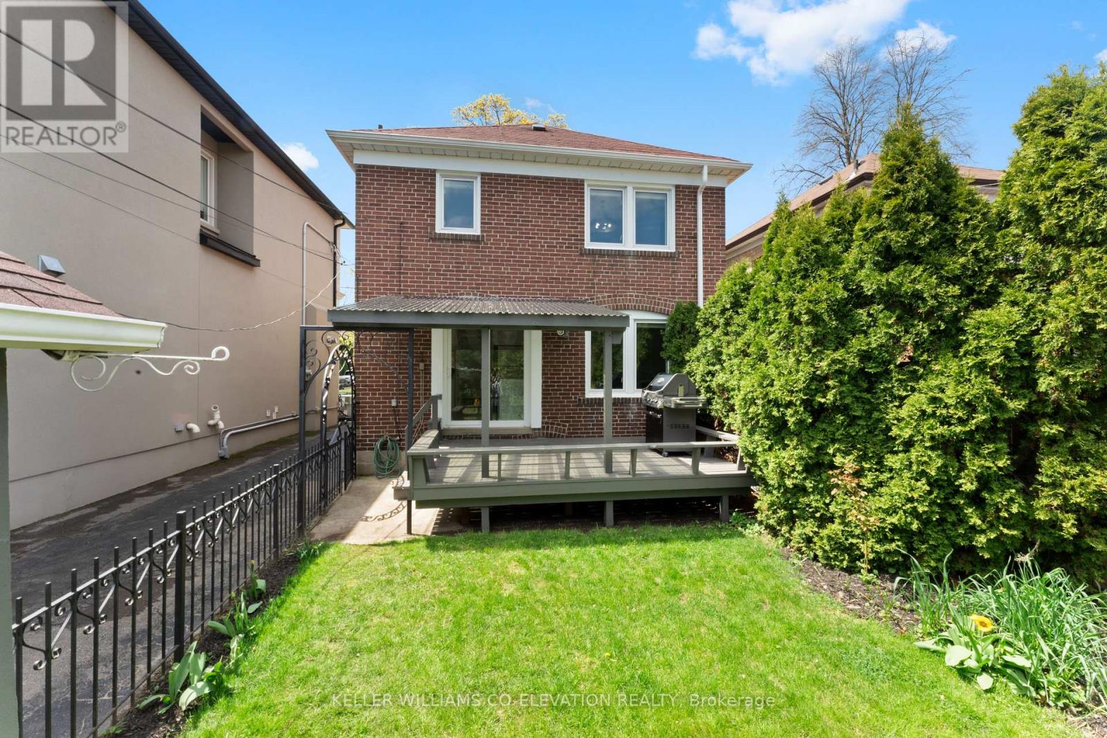 23 Humbervale Boulevard, Toronto, Ontario  M8Y 3P3 - Photo 37 - W12184210