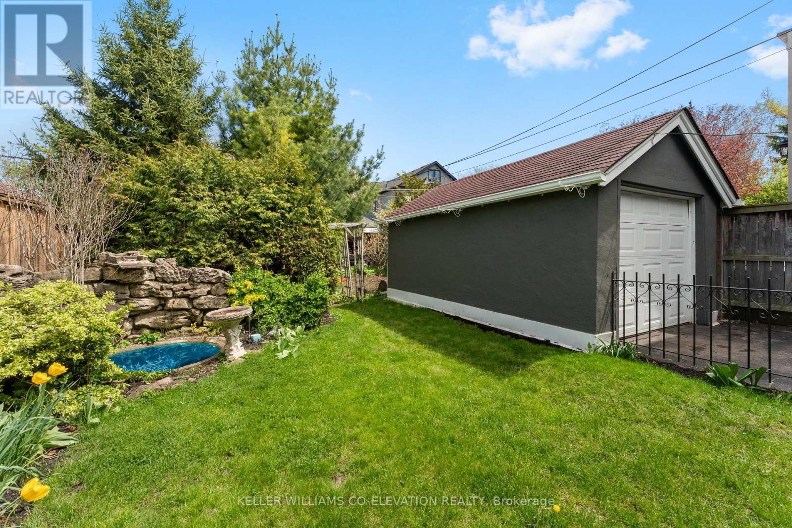 23 Humbervale Boulevard, Toronto, Ontario  M8Y 3P3 - Photo 40 - W12184210