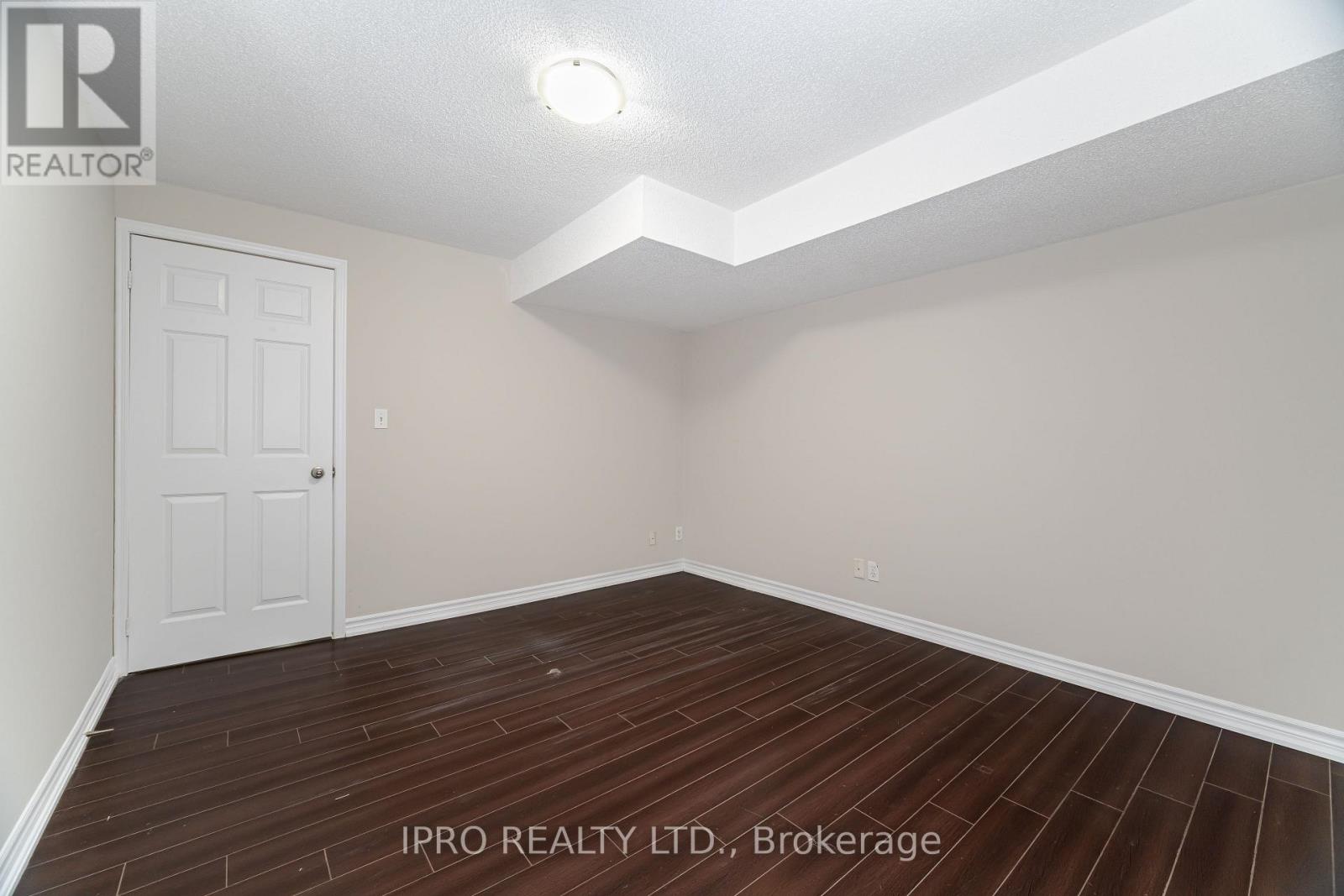 Bsmt - 803 Khan Crescent, Mississauga, Ontario  L5V 2R2 - Photo 19 - W12184215