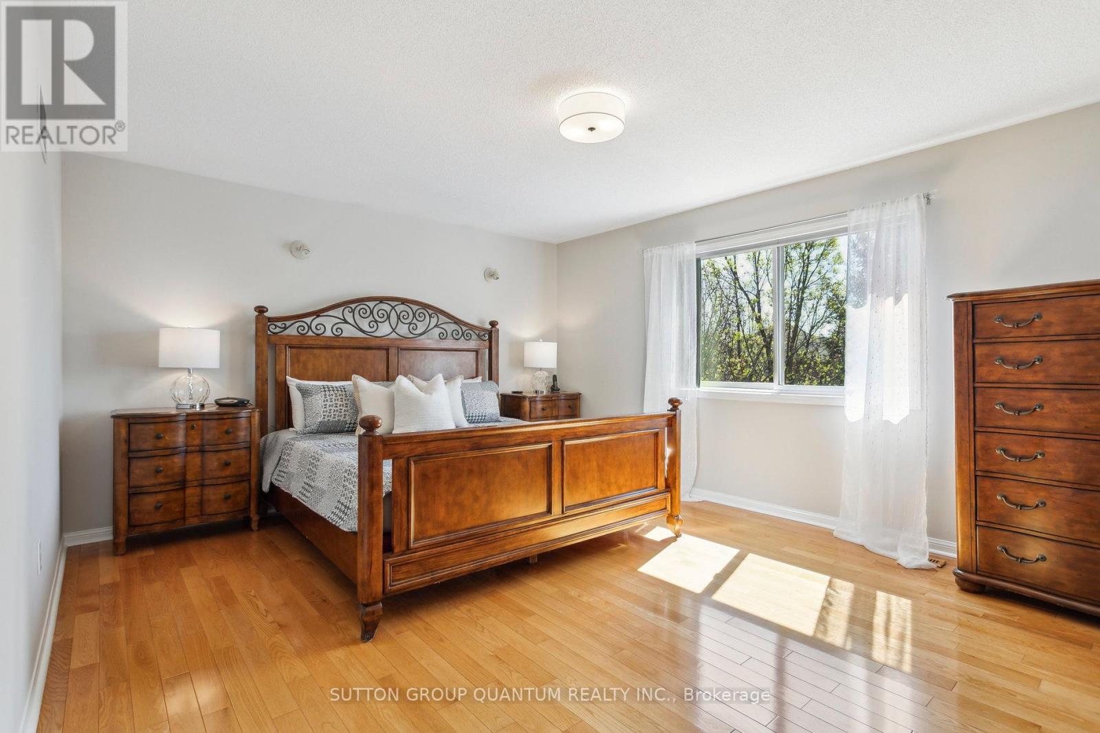 3440 Crompton Crescent, Mississauga, Ontario  L5B 4C5 - Photo 23 - W12184216