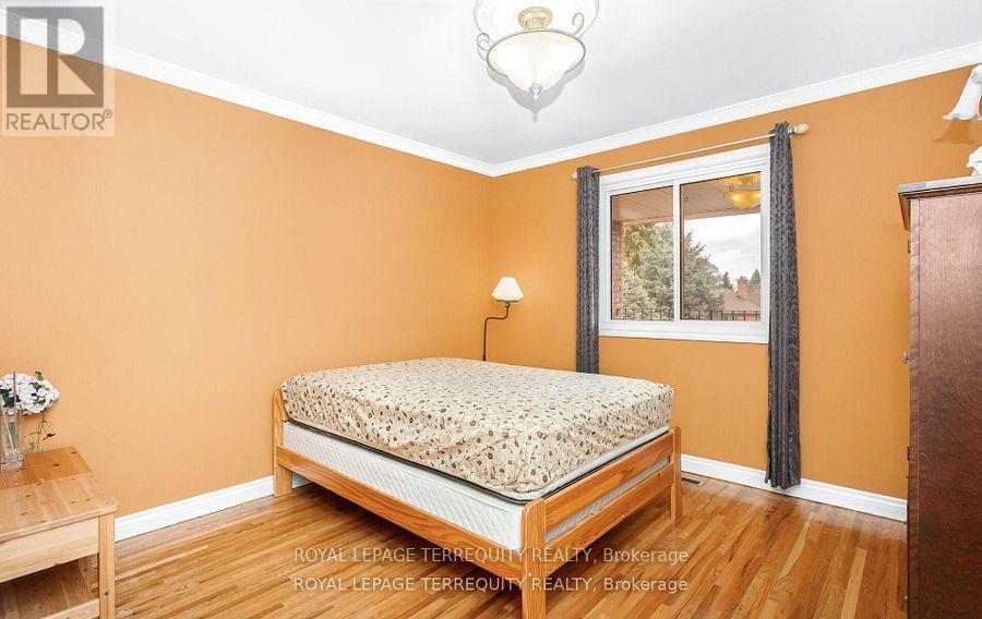 1714 Globe Court, Mississauga, Ontario  L5L 3G5 - Photo 32 - W12184225