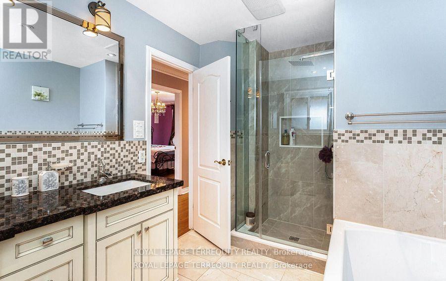 1714 Globe Court, Mississauga, Ontario  L5L 3G5 - Photo 34 - W12184225