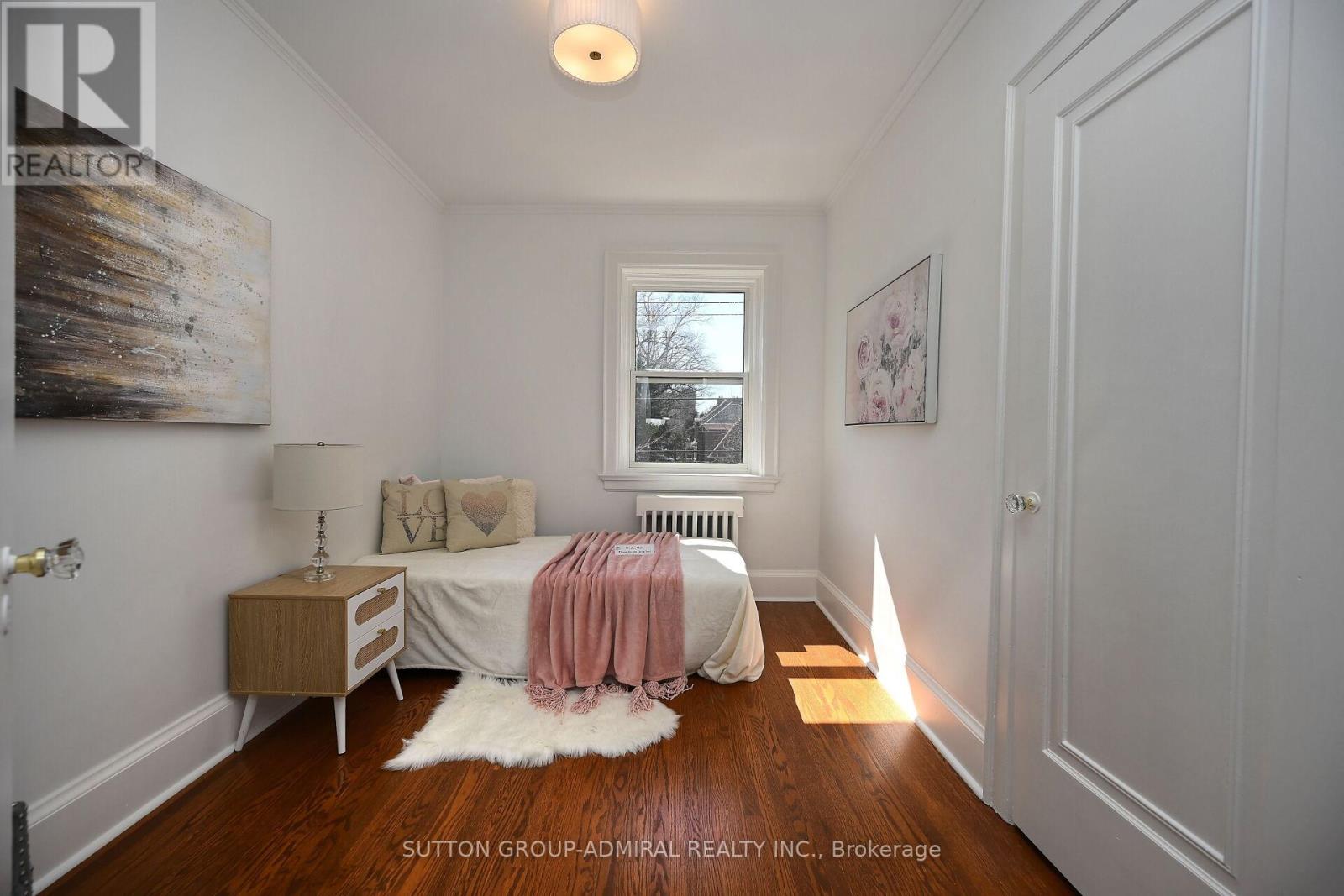 987 Royal York Road, Toronto, Ontario  M8X 2E8 - Photo 22 - W12184242