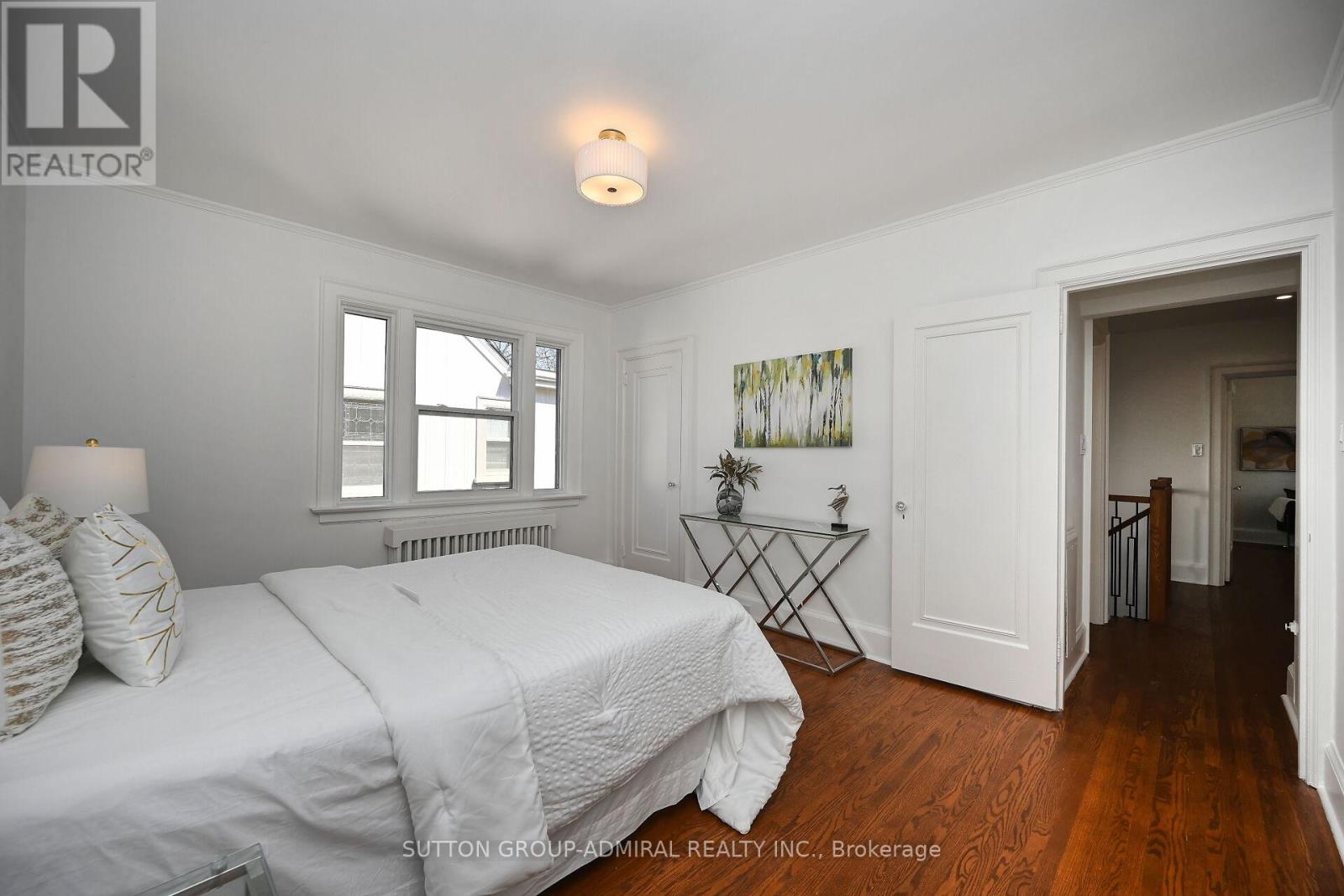 987 Royal York Road, Toronto, Ontario  M8X 2E8 - Photo 26 - W12184242